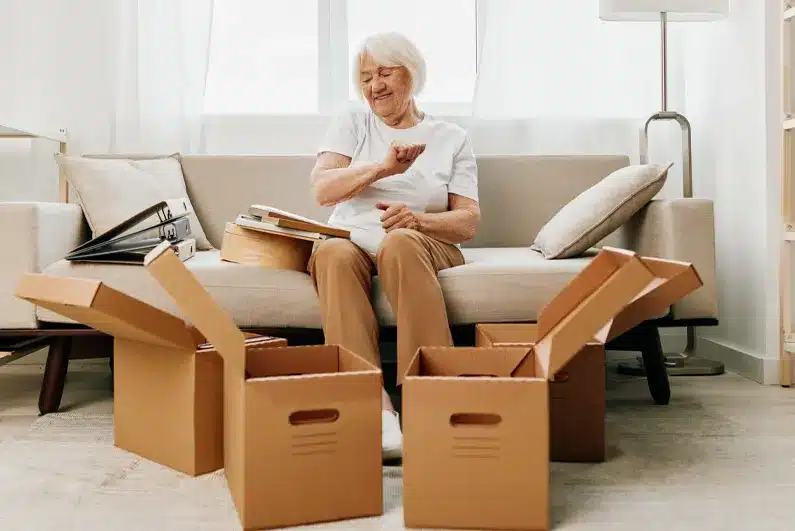 How to Help Elderly Parents Move